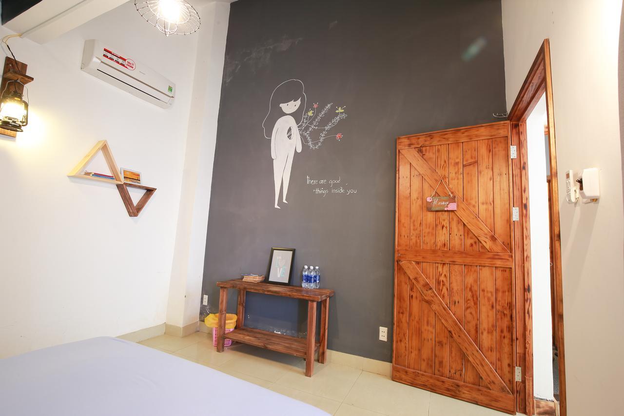 Little Flower Homestay Da Nang Son Tra エクステリア 写真