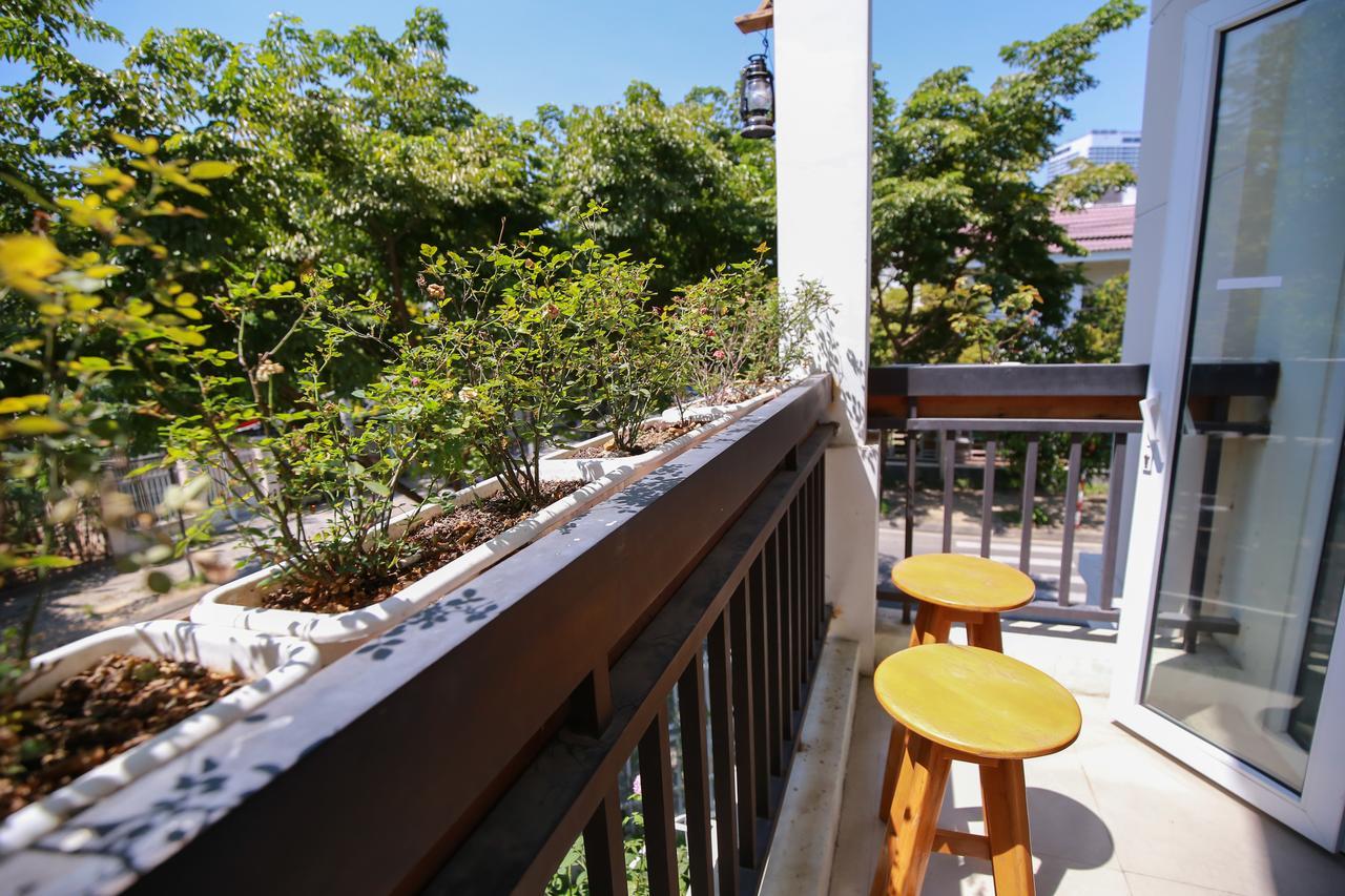 Little Flower Homestay Da Nang Son Tra エクステリア 写真